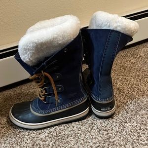 Sorel Joan of Arctic Blue snow boots